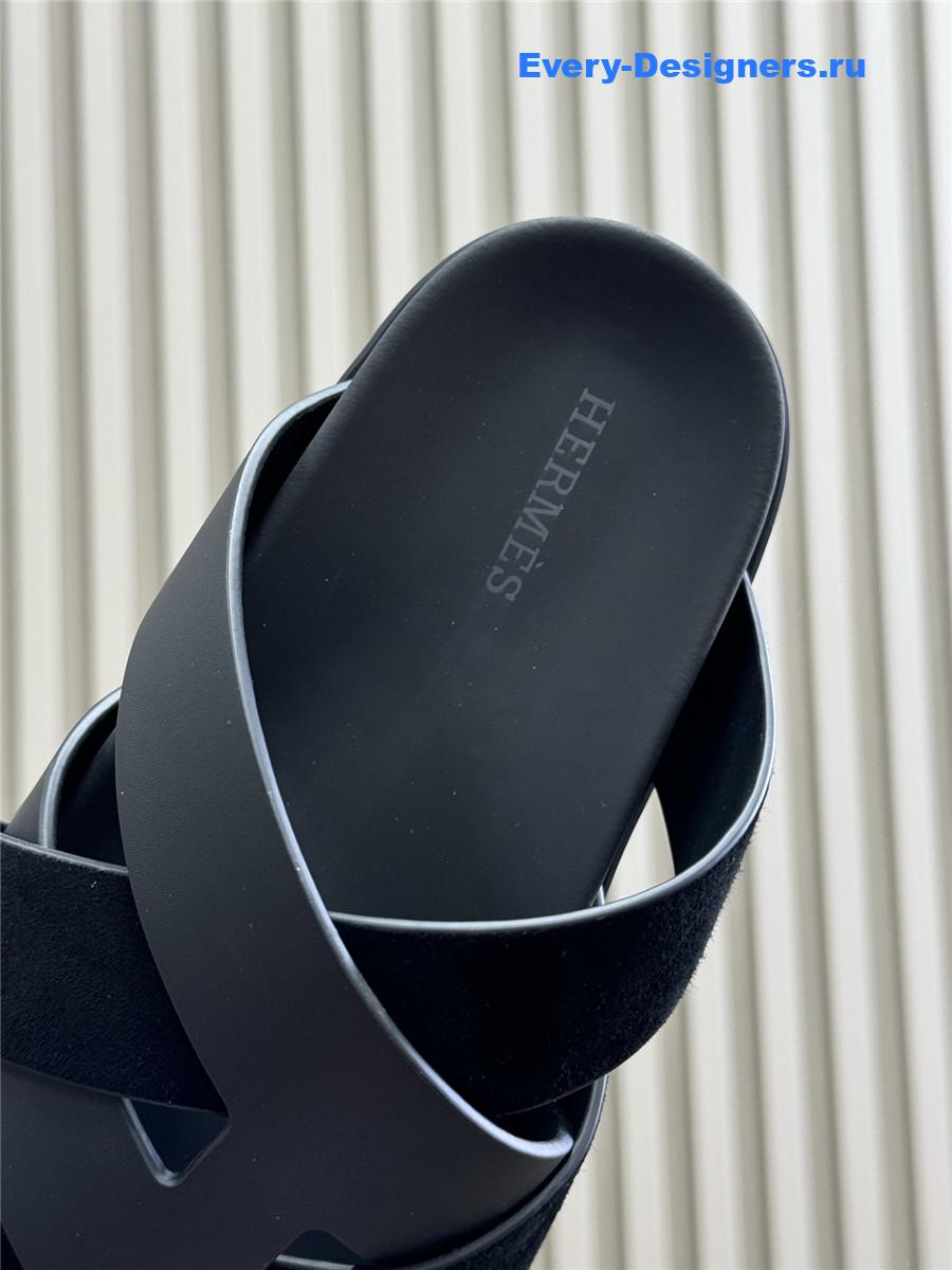 H**me5 black kazimir sandals