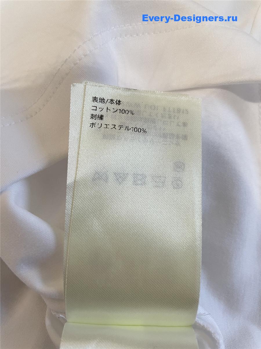 l0vis Vvtt0n cursive crop top