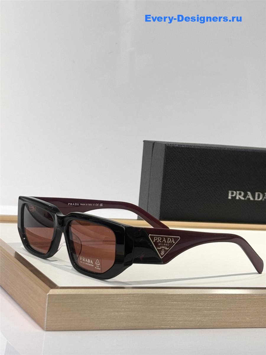 Pra*a spr09z sunglasses