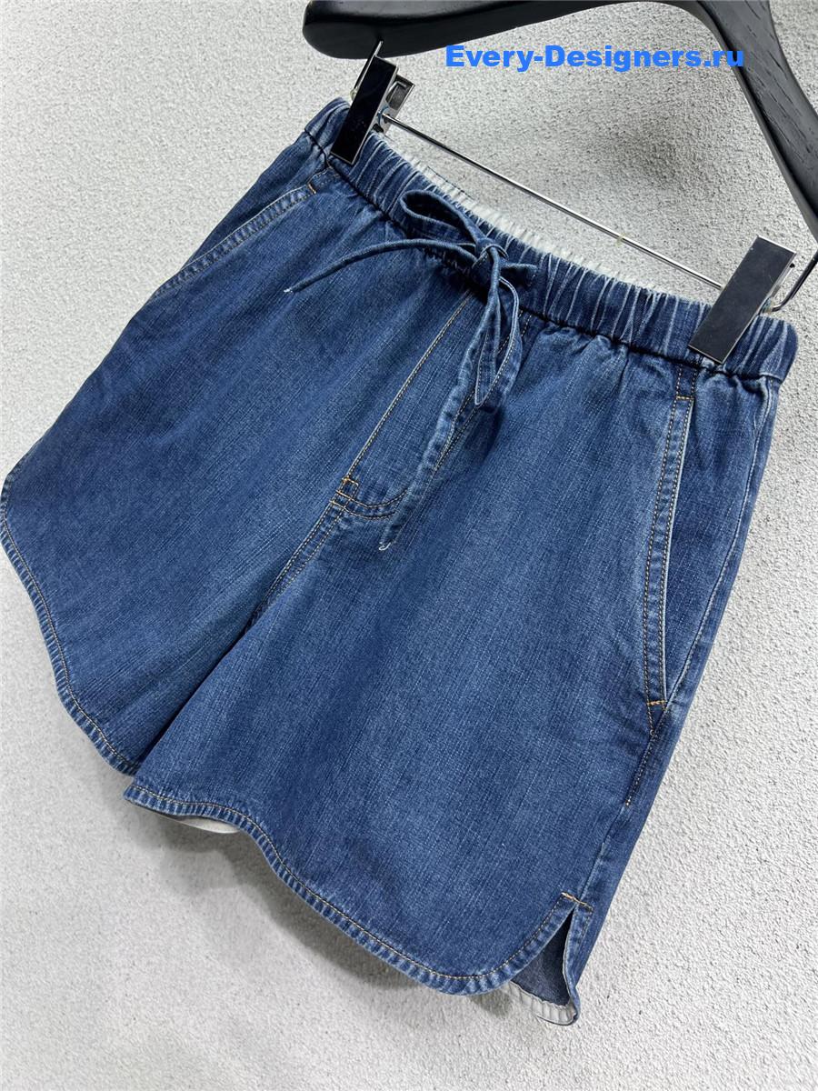 Va1e*ntin0 blue denim suit