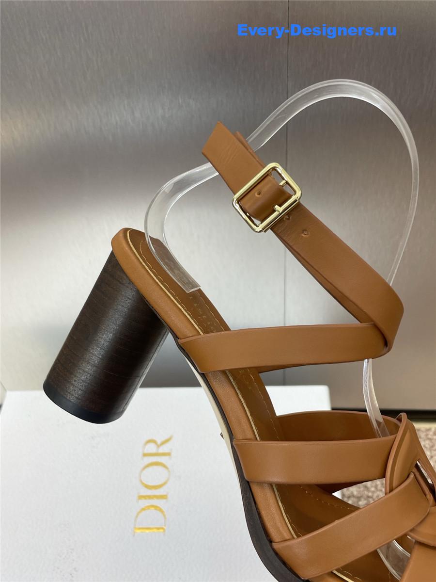 D10r d-club brown heeled sandal