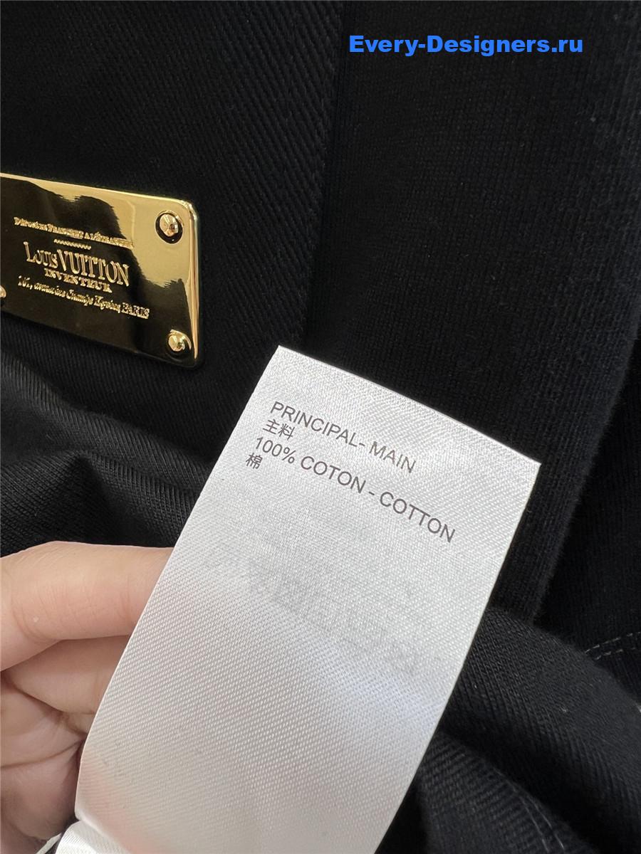 l0vis Vvtt0n plaque t-shirt