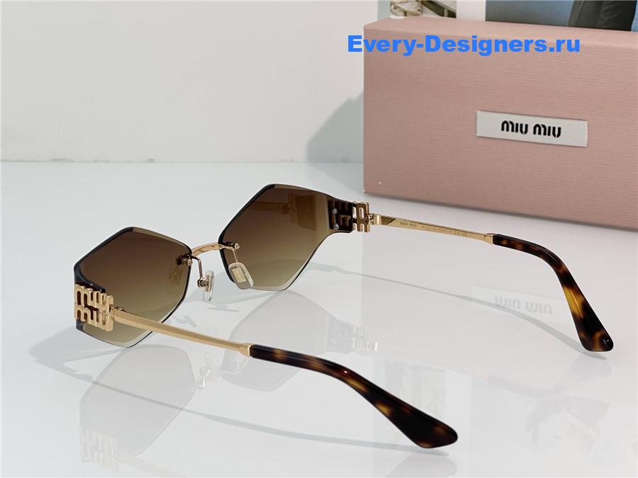 Miu Miu MU140AV Sunglasses