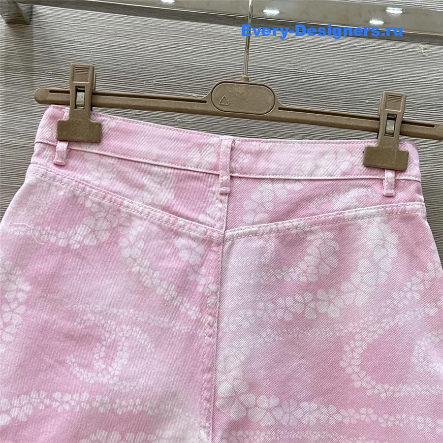 Ch**el pink denim shorts