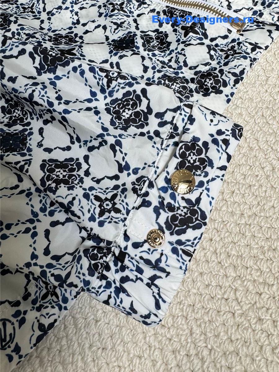 l0vis Vvtt0n monogram hooded parka