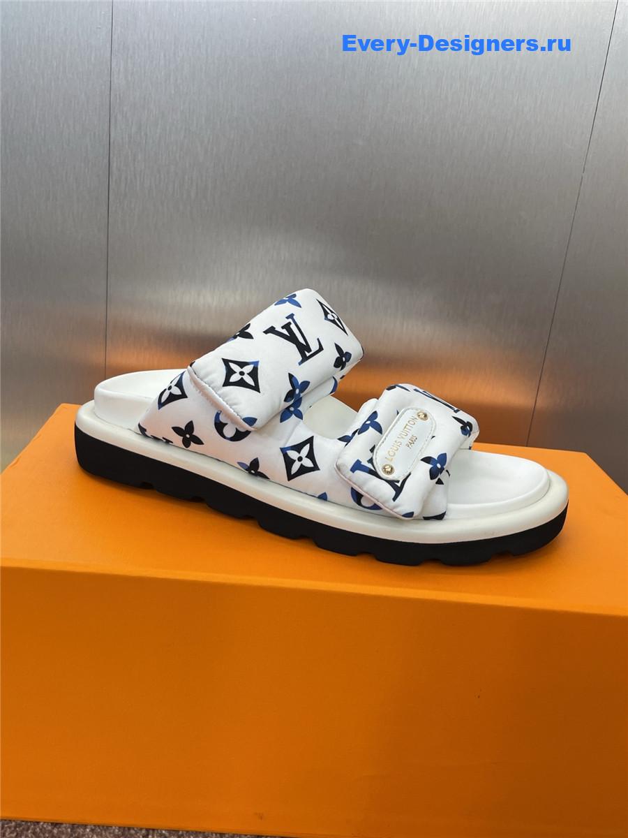 l0vis Vvtt0n lv embossed logo sandals