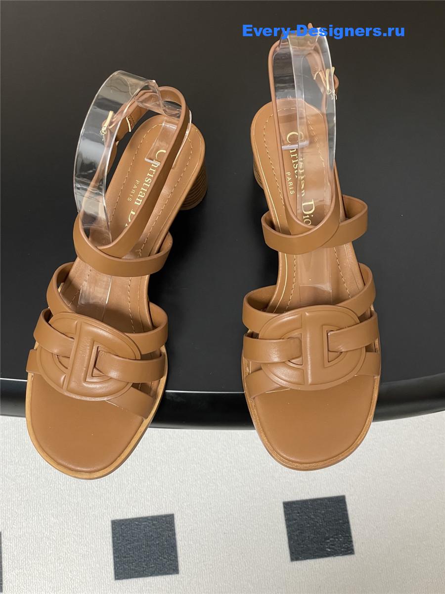D10r d-club brown heeled sandals