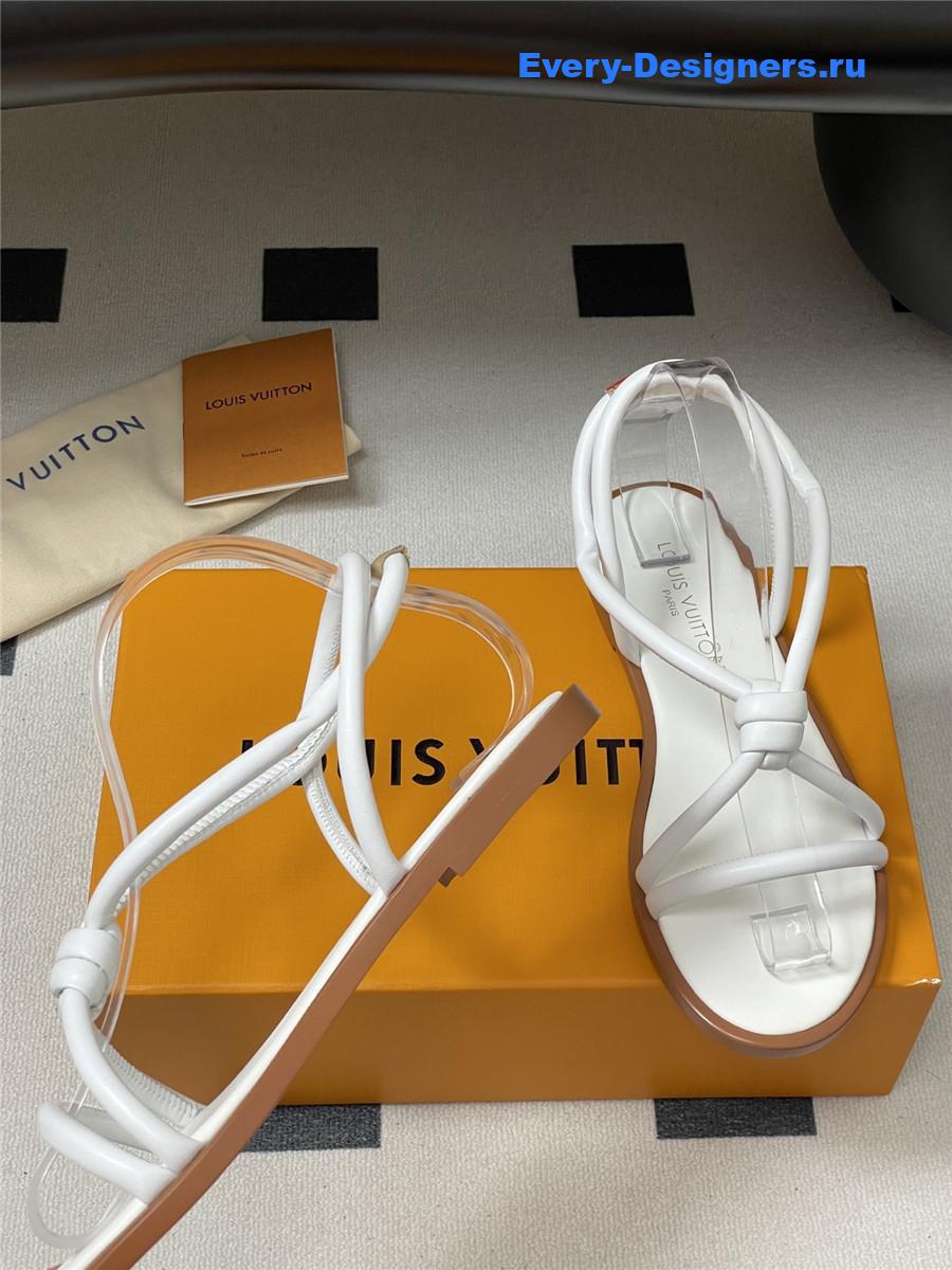 l0vis Vvtt0n white rivage sandals