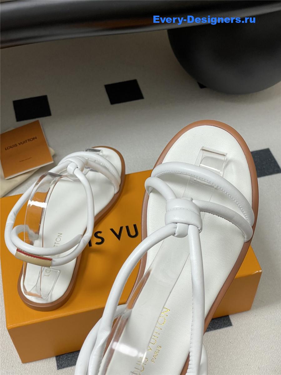 l0vis Vvtt0n white rivage sandals