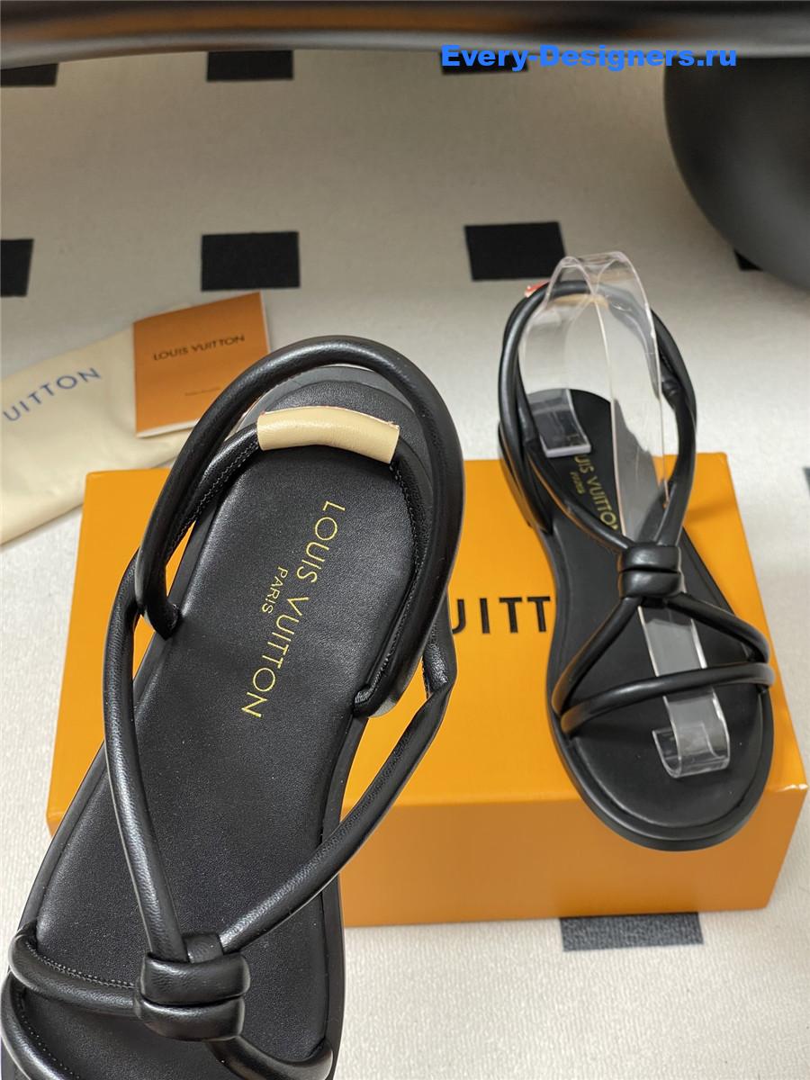 l0vis Vvtt0n black rivage sandals