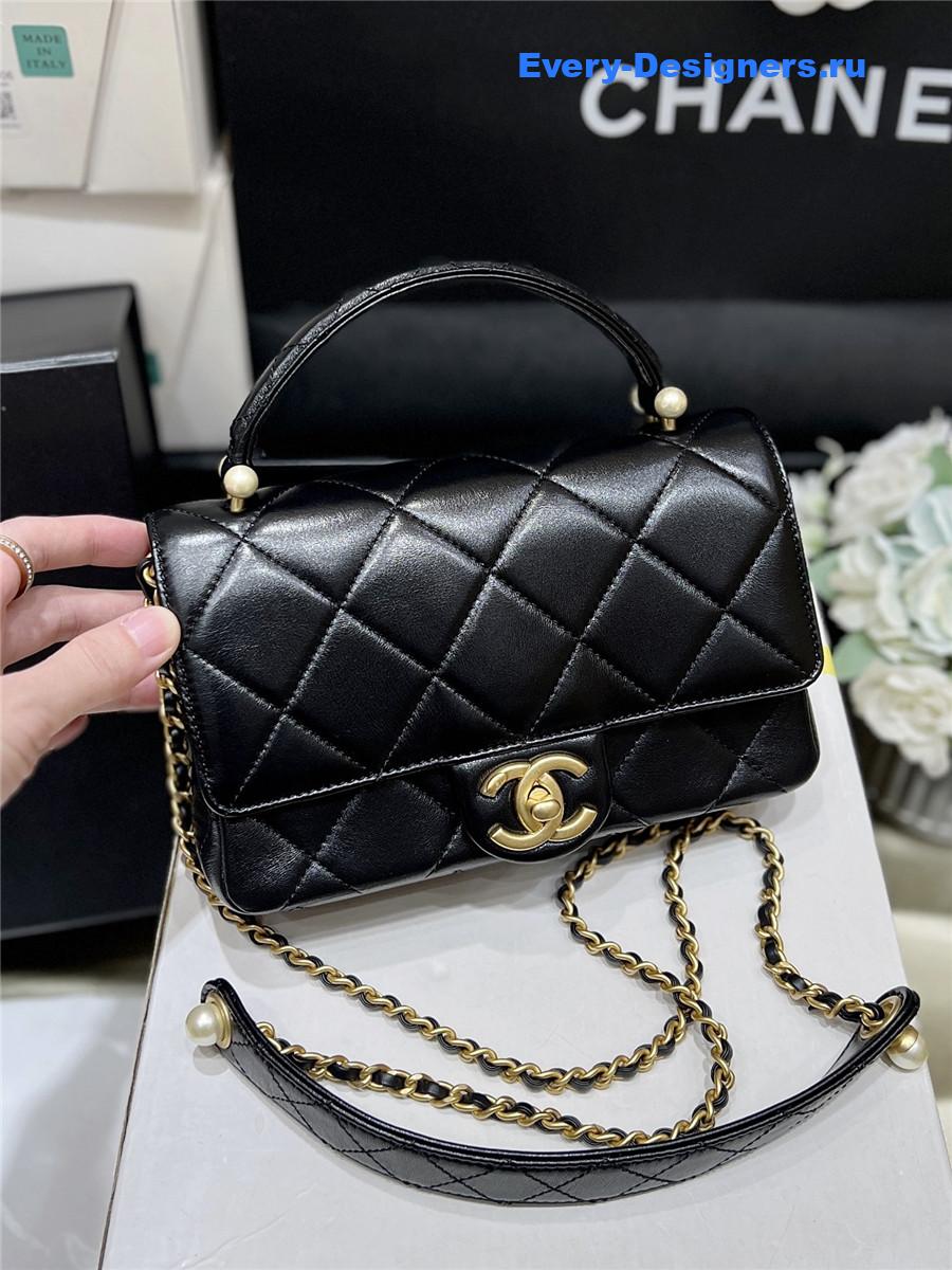 Ch**el black quilted lambskin bag