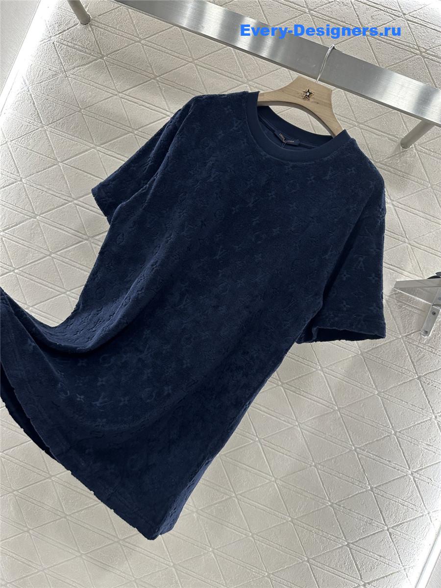 l0vis Vvtt0n dark blue jacquard tee