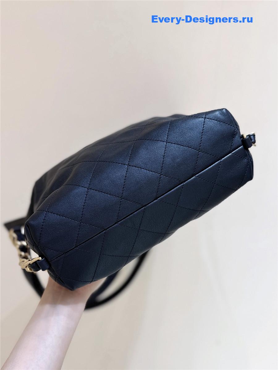 Ch**el belted chain hobo bag