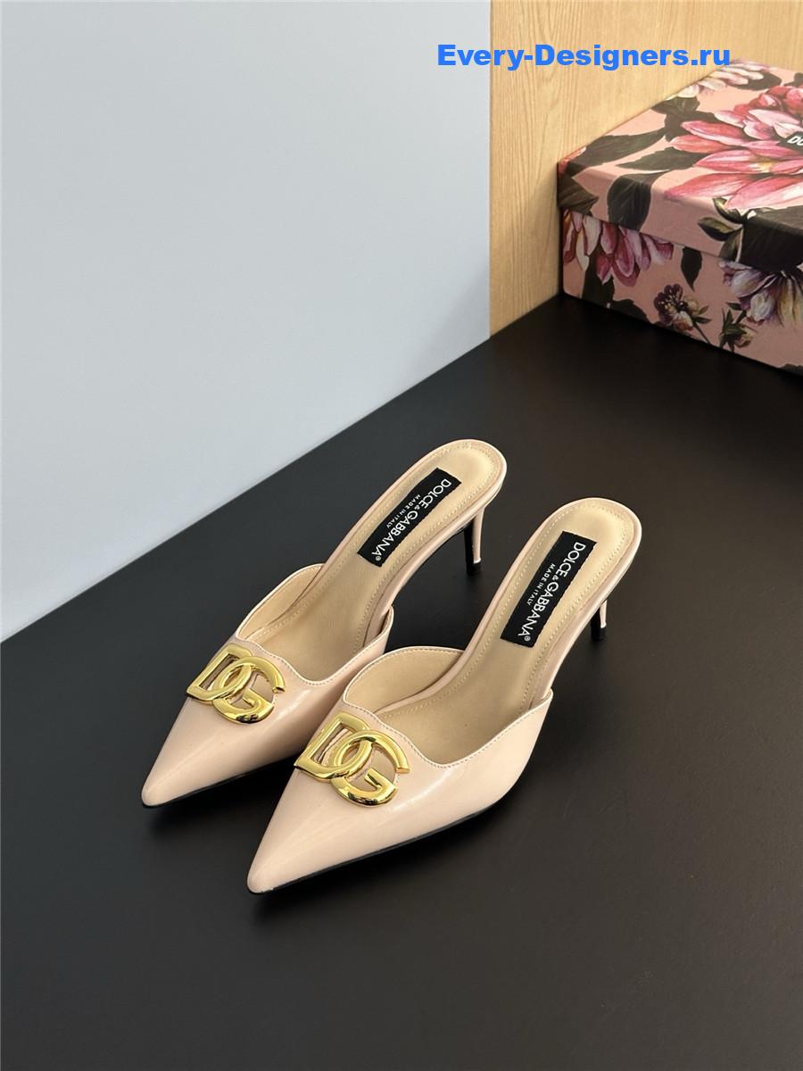 Dolce & Gabbana Beige Patent Mules