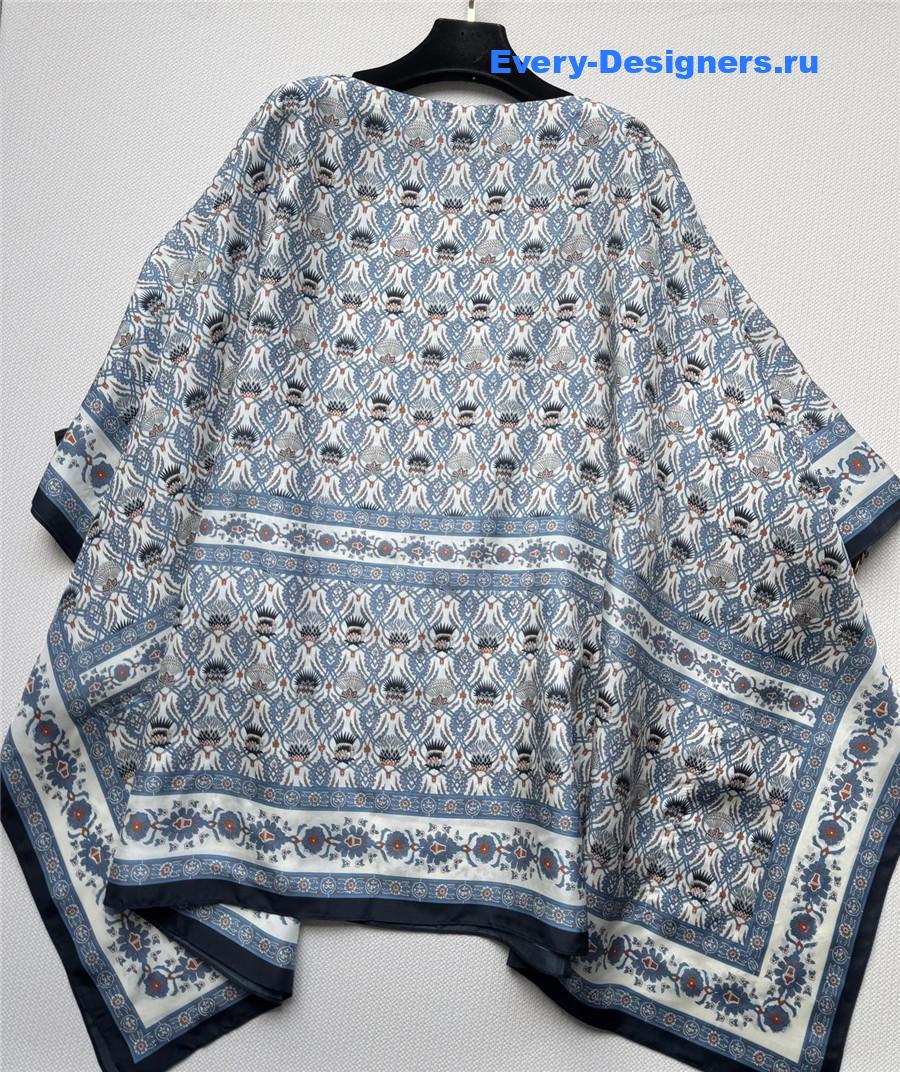 L0r0 P1ana dani blue silk poncho