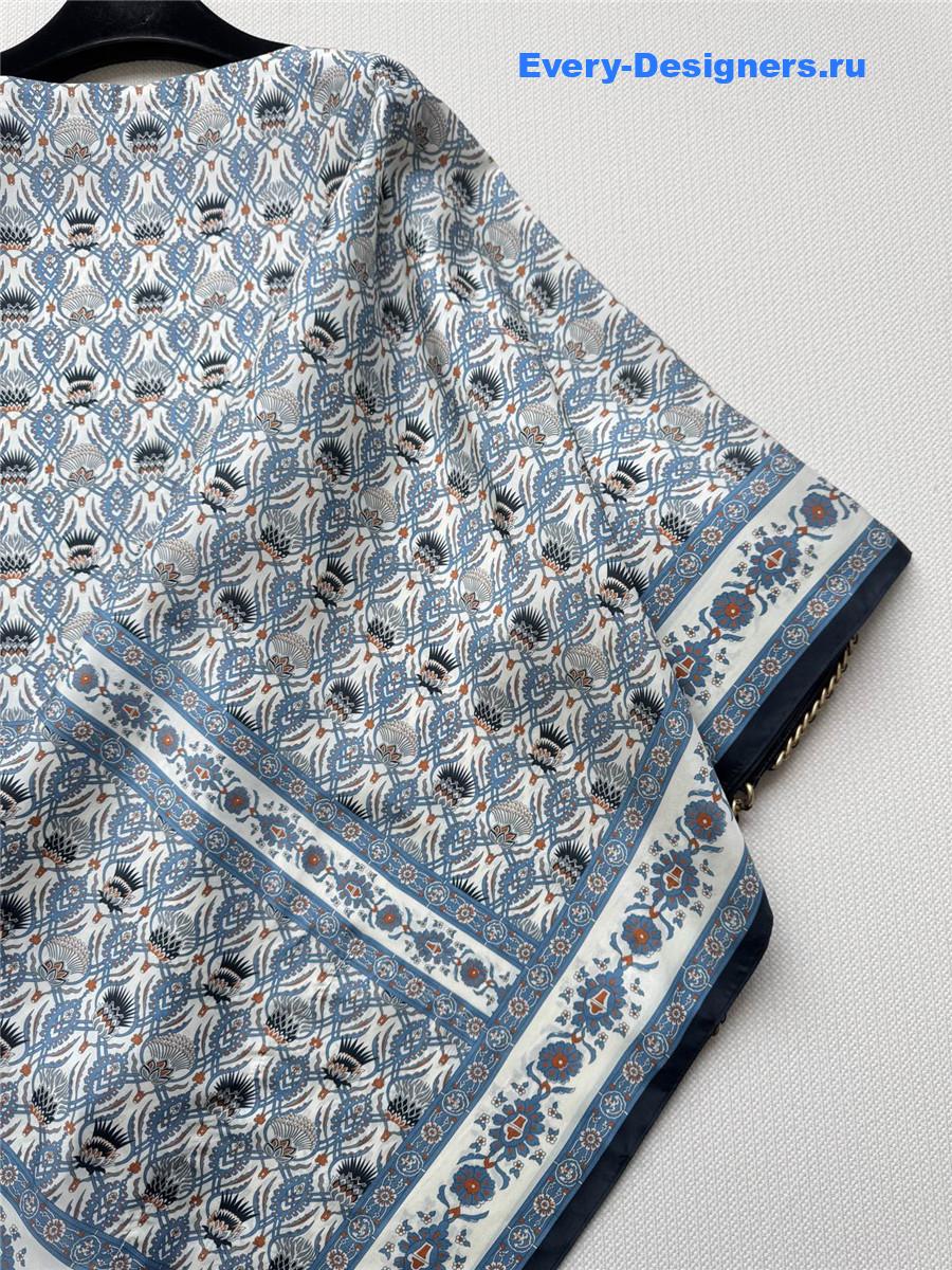 L0r0 P1ana dani blue silk poncho