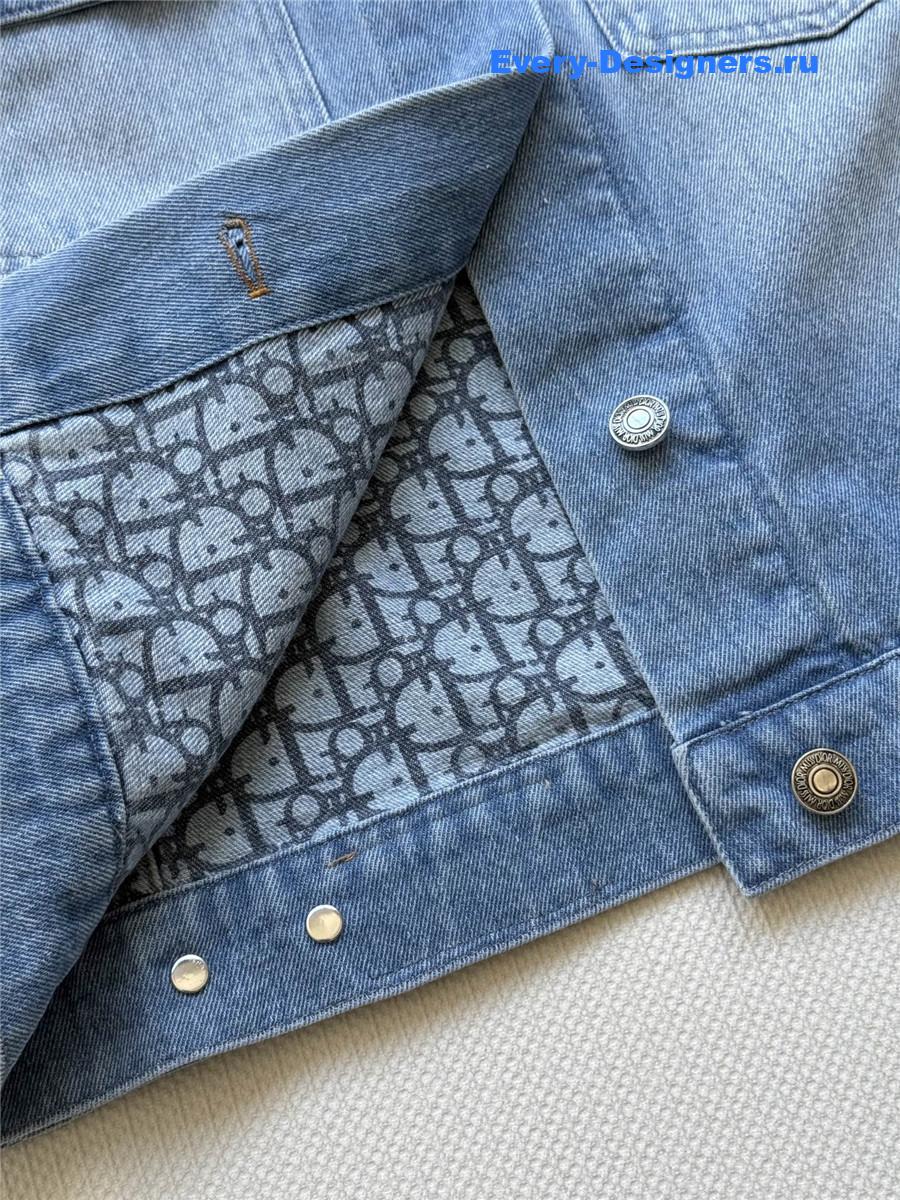 D10r light blue denim jacket