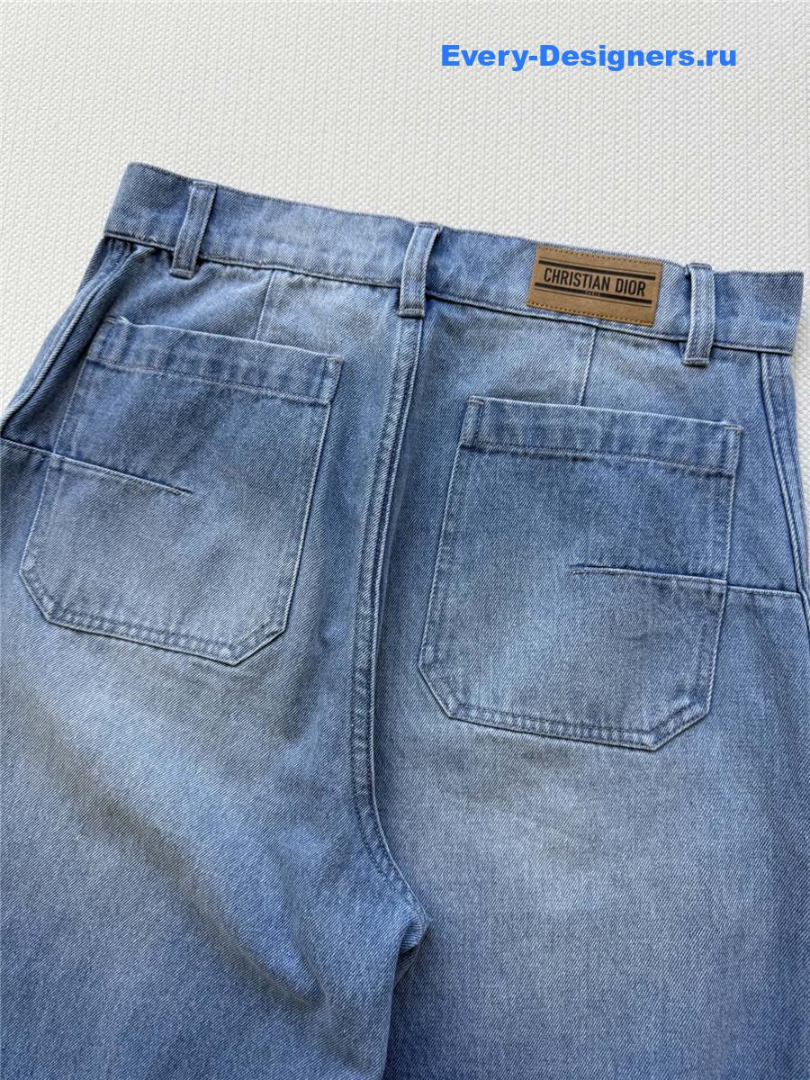 D10r light blue wide-leg jeans