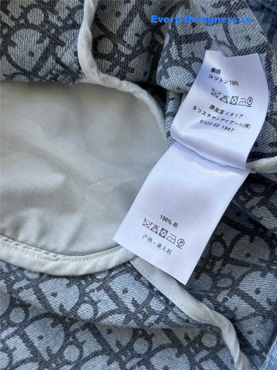 D10r light blue wide-leg jeans