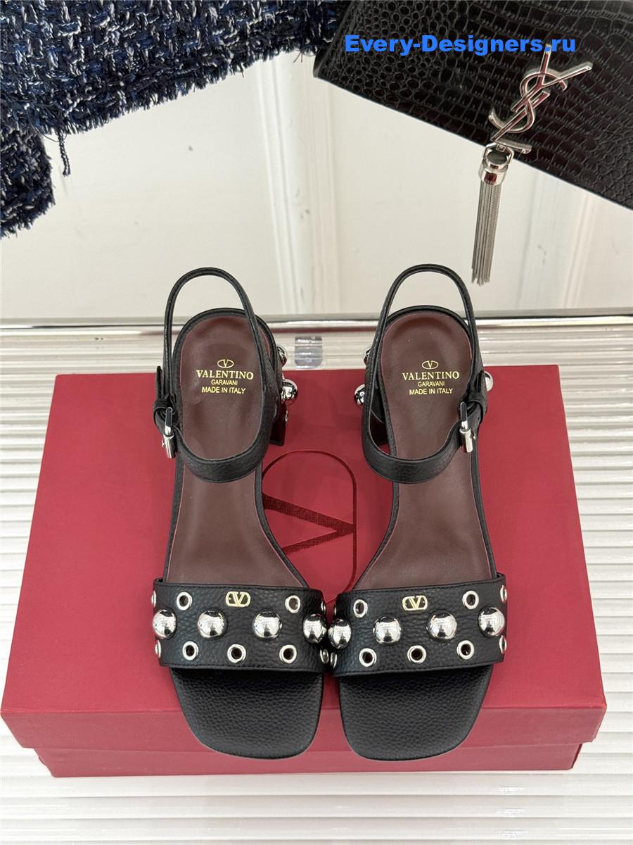 Va1e*ntin0 nellcôte black sandals