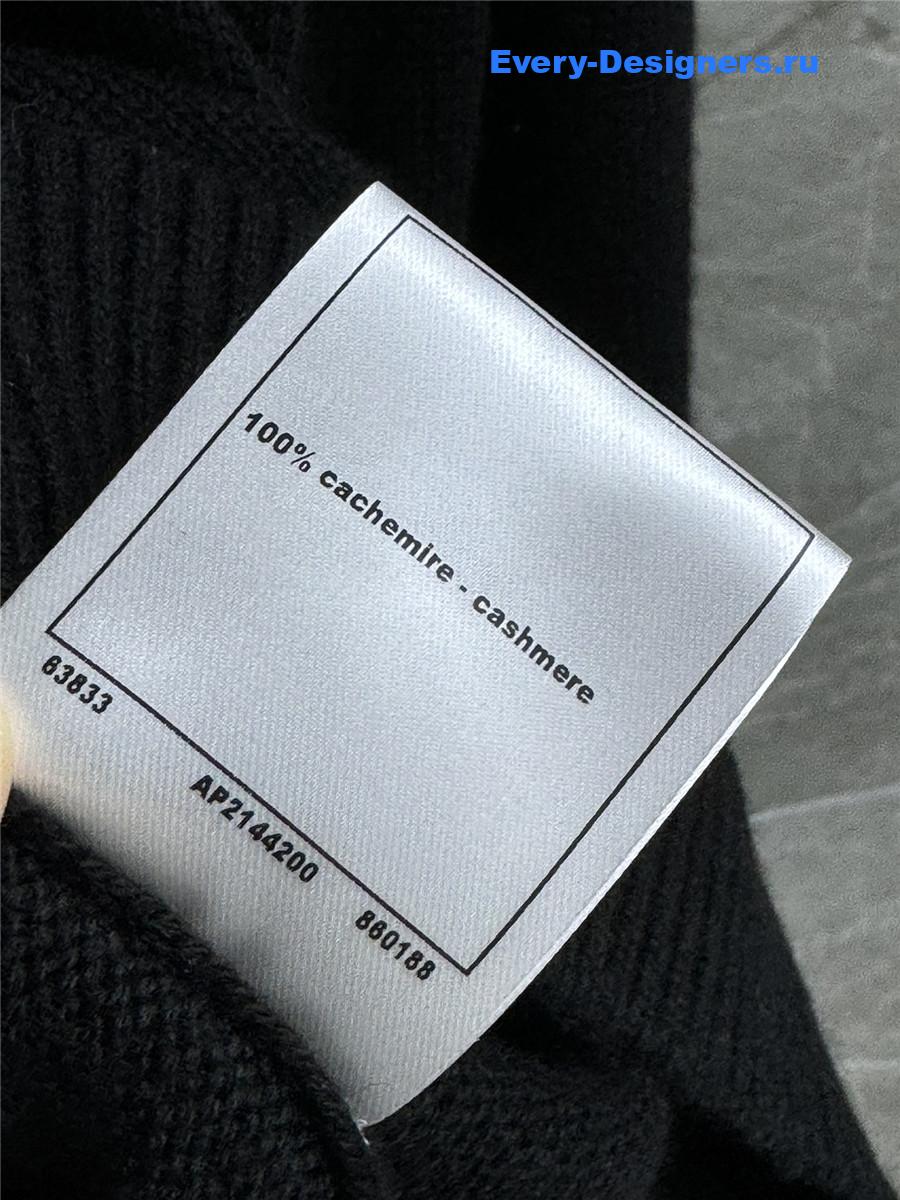 Ch**el sequins embroidered cashmere sweater