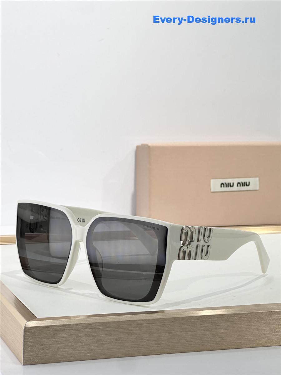 Miu Miu SMU081Z Sunglasses