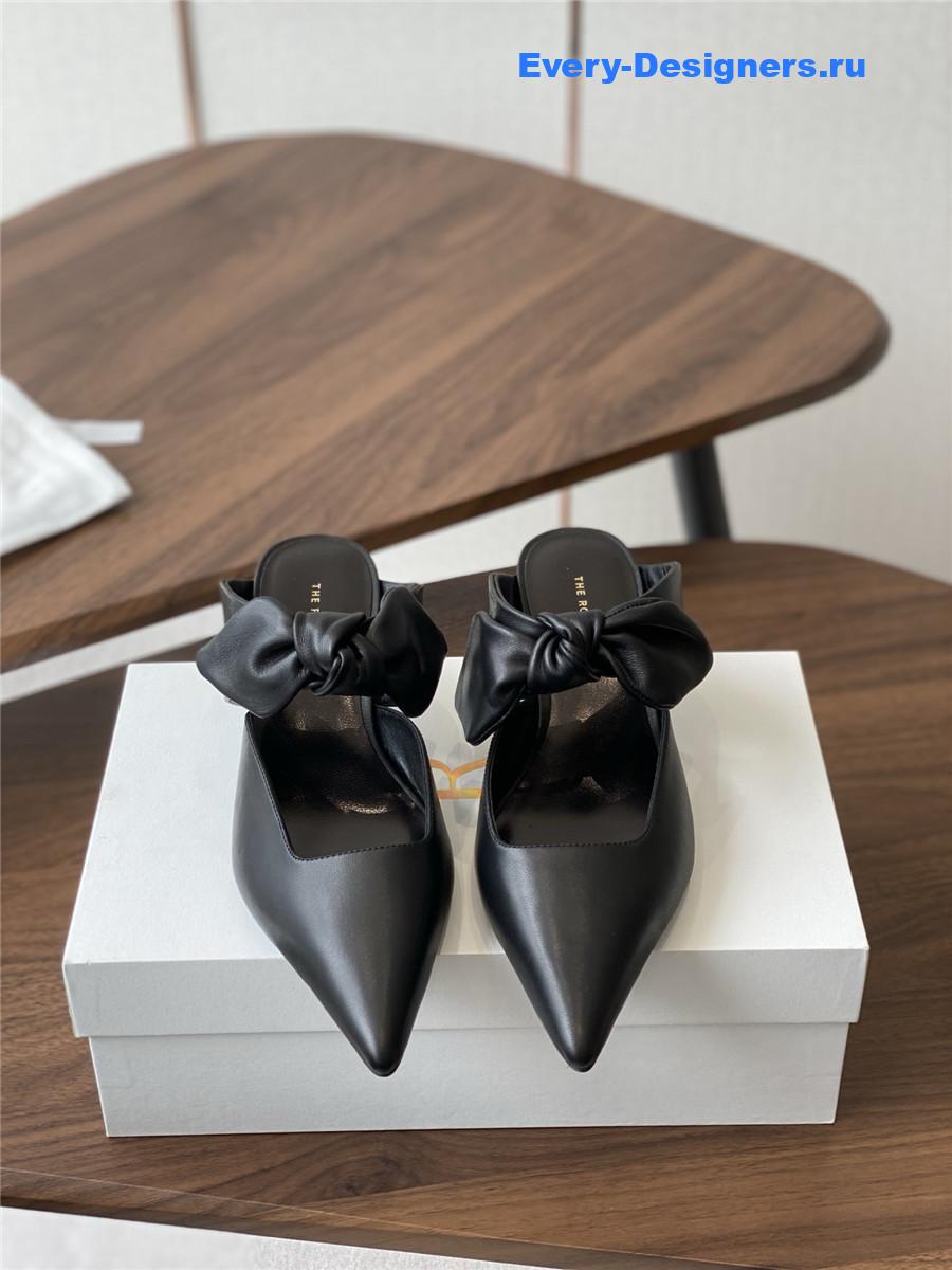 The R0w coco black leather mules