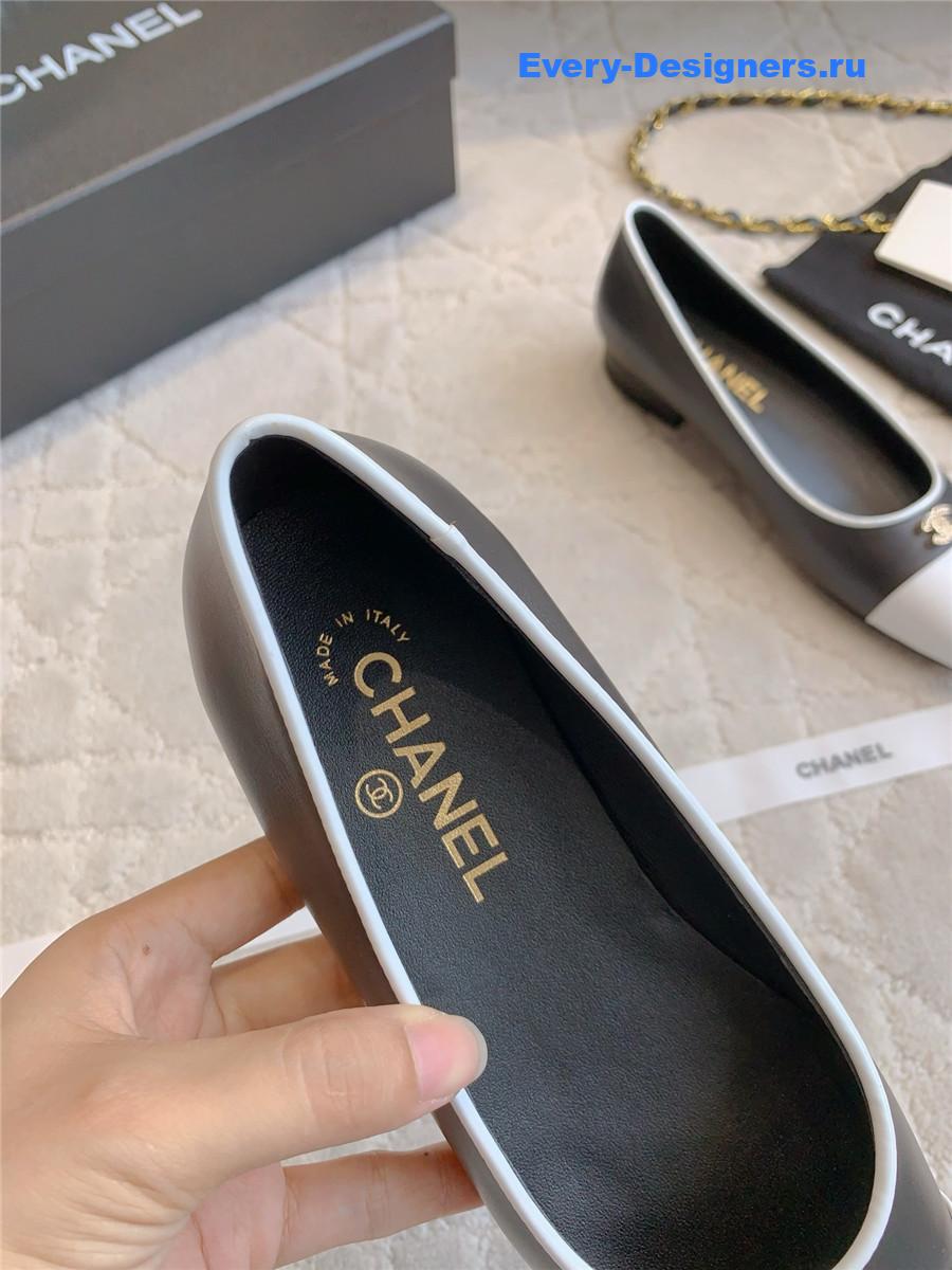 ch**el D1am0nd buckle ballet flats