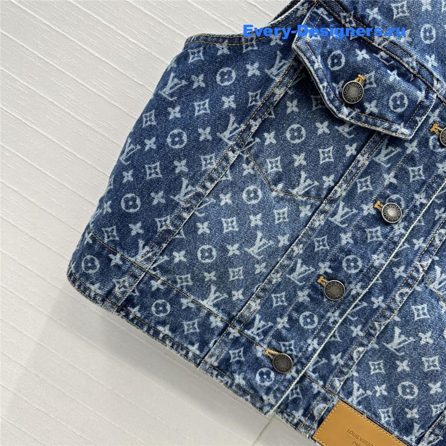 l0vis Vvtt0n sleeveless monogram denim jacket