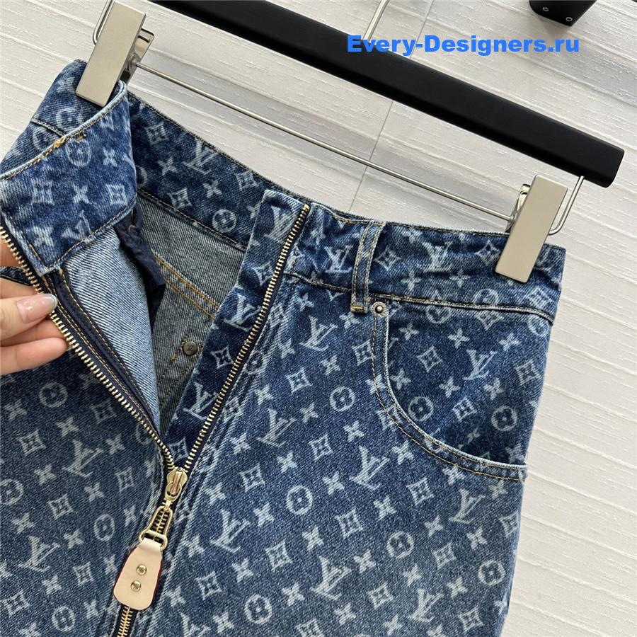 l0vis Vvtt0n blue monogram denim skirt