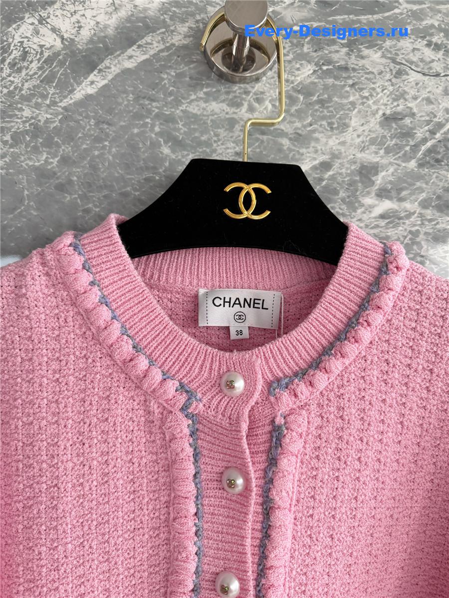 Ch**el pink crewneck knit long sleeve