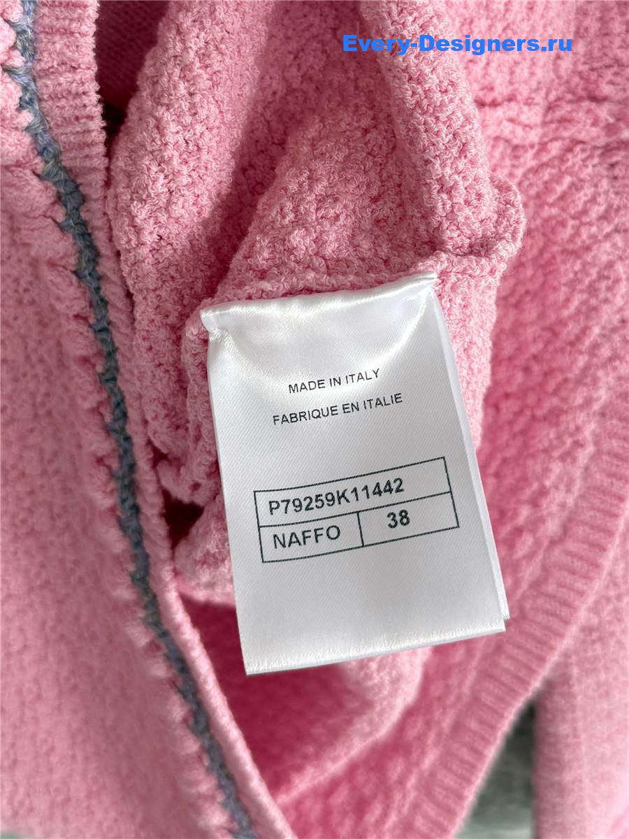 Ch**el pink crewneck knit long sleeve