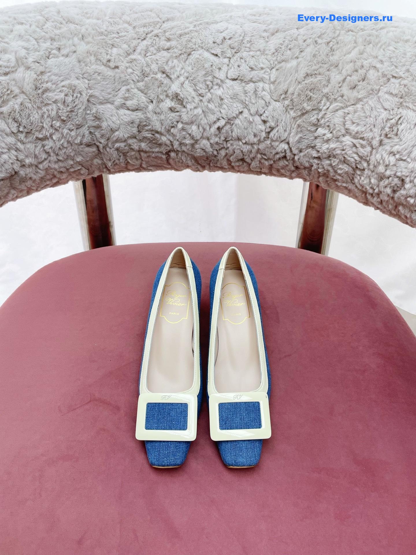 Roger Vivier Denim Pumps