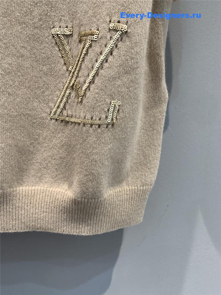 l0vis Vvtt0n sequin knit top