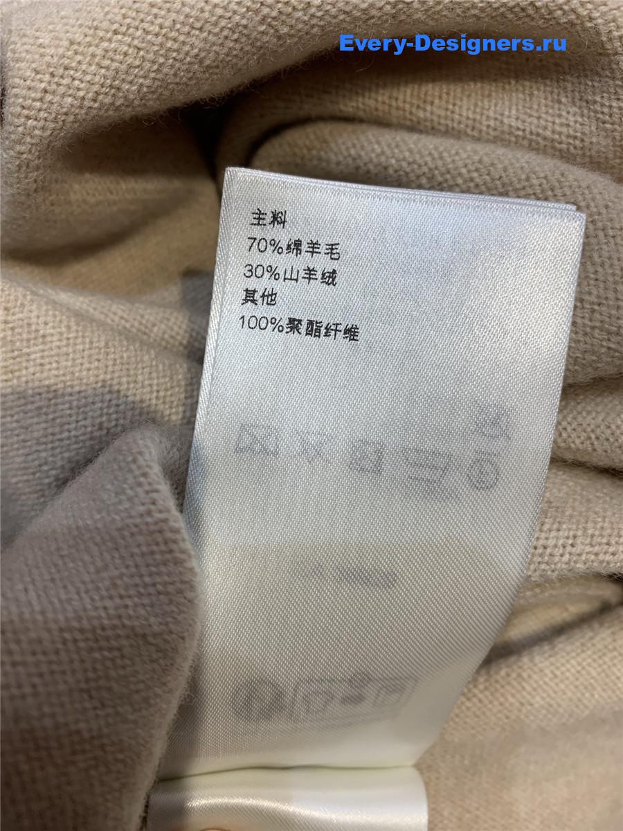 l0vis Vvtt0n sequin knit top