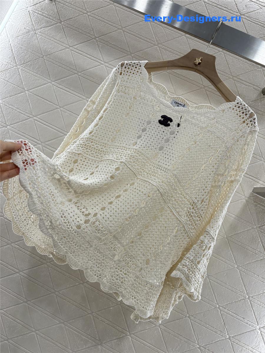 Ch**el embroidered hollow pullover