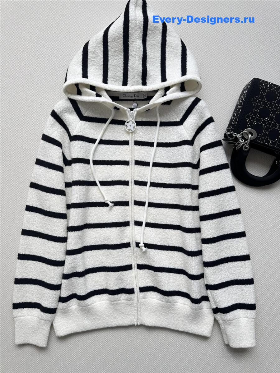 D10r navy & white d-stripe wool-silk knit sweater