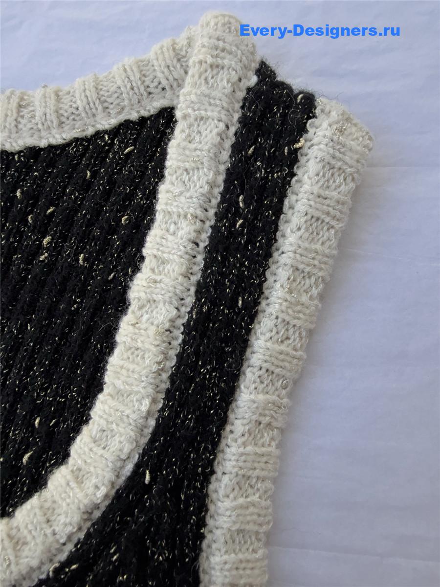 Ch**el floral jacquard knit top