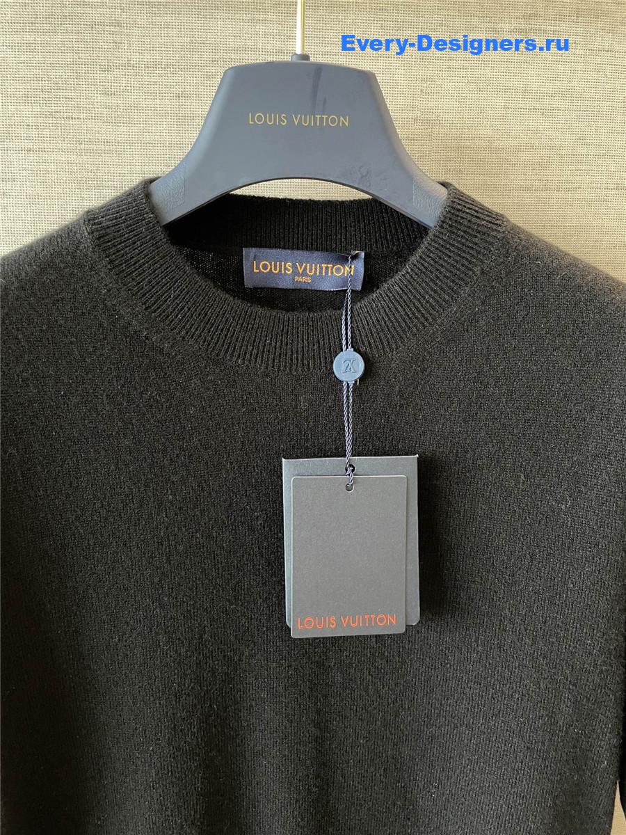 l0vis Vvtt0n black sequin knit top