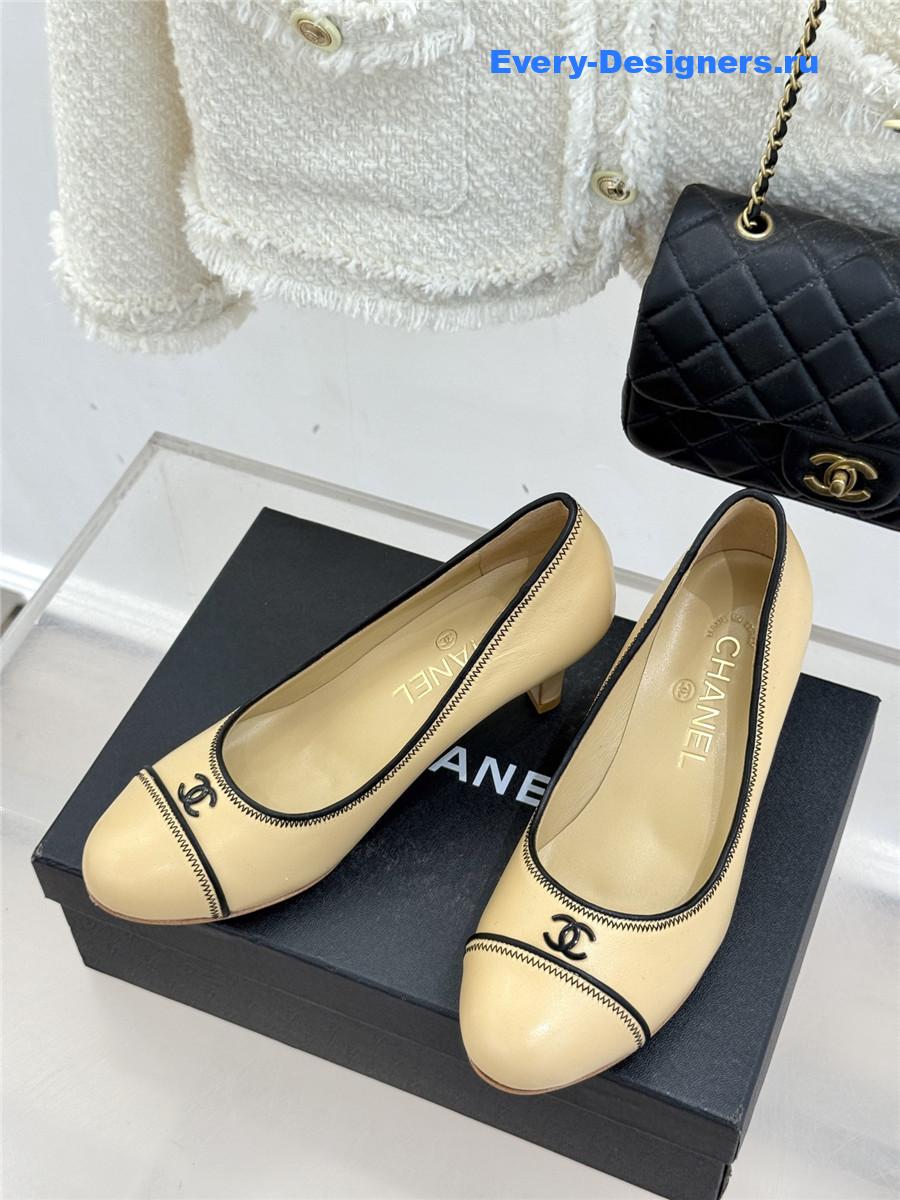 Ch**el beige lambskin cc pumps