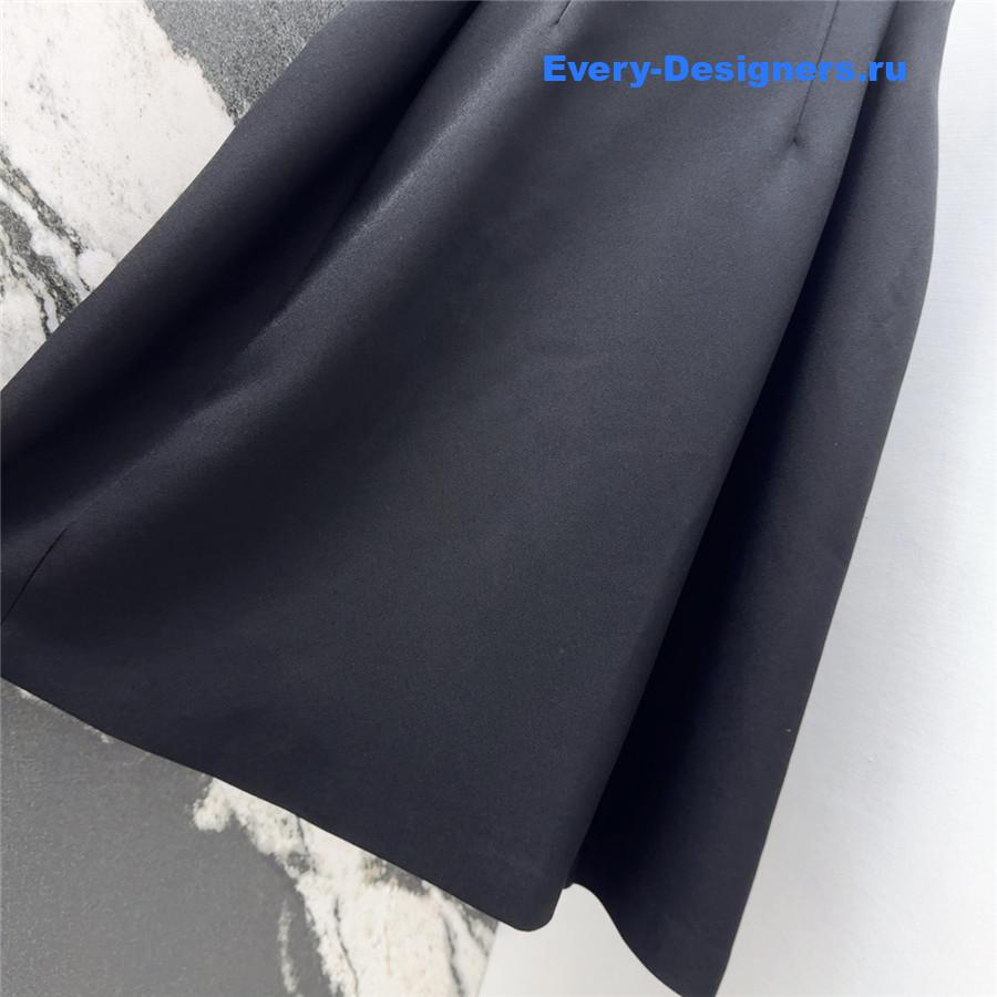 D10r cd black sleeveless dress