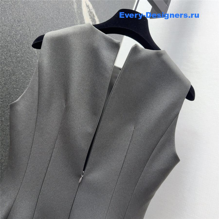 D10r cd grey sleeveless dress