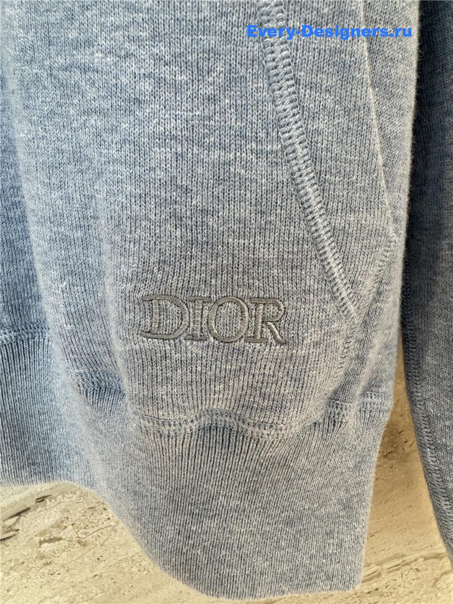 D10r grey cashmere knitted suit