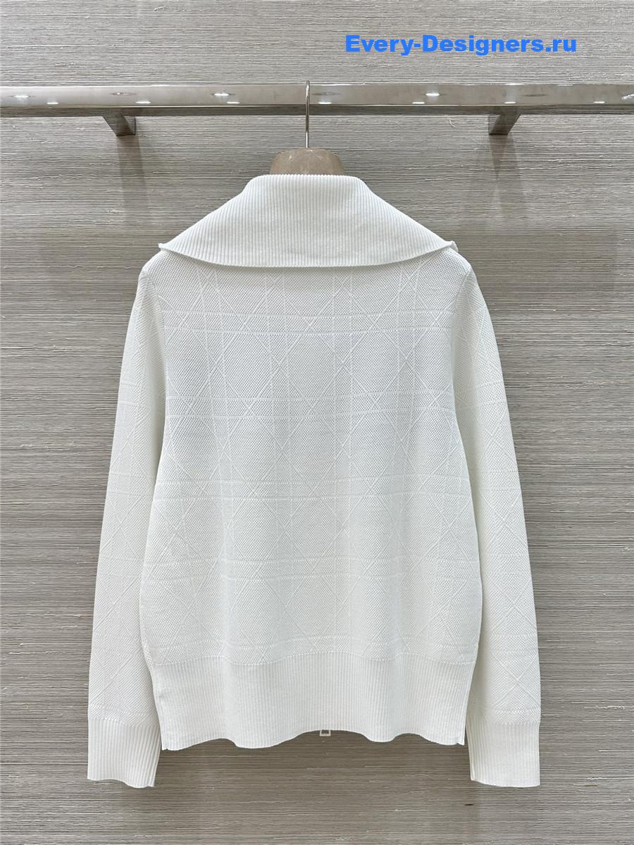 D10r white check bee knitted suit