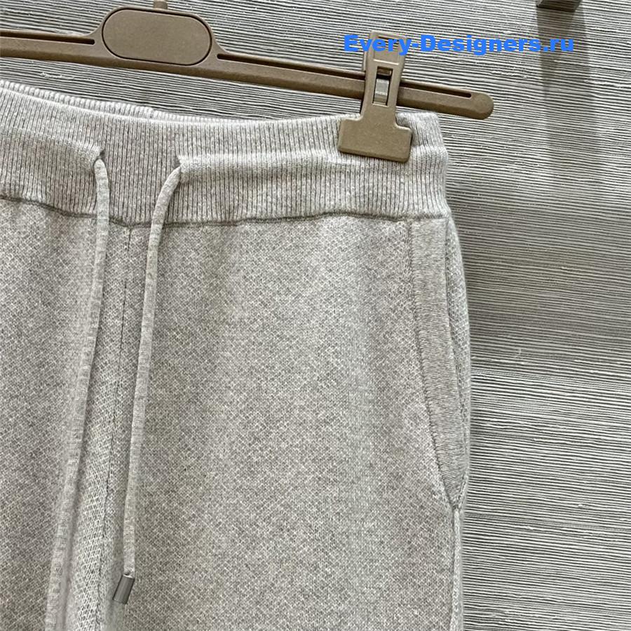 L0r0 P1ana beige cashmere suit