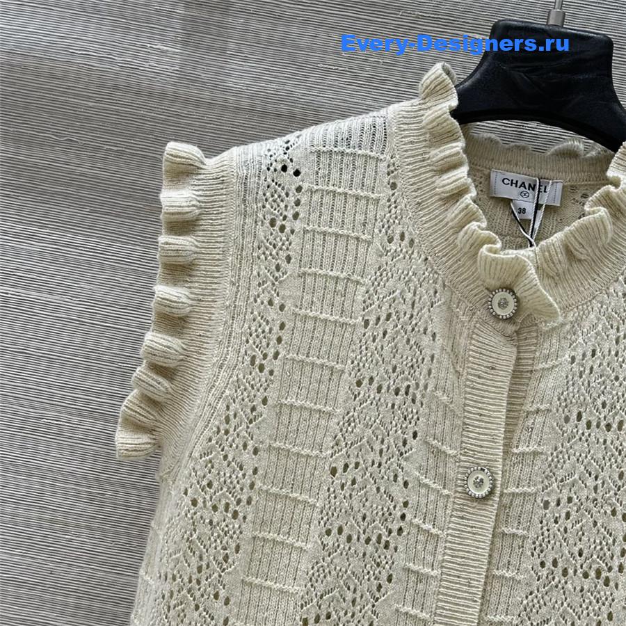 Ch**el coco beige knit vest