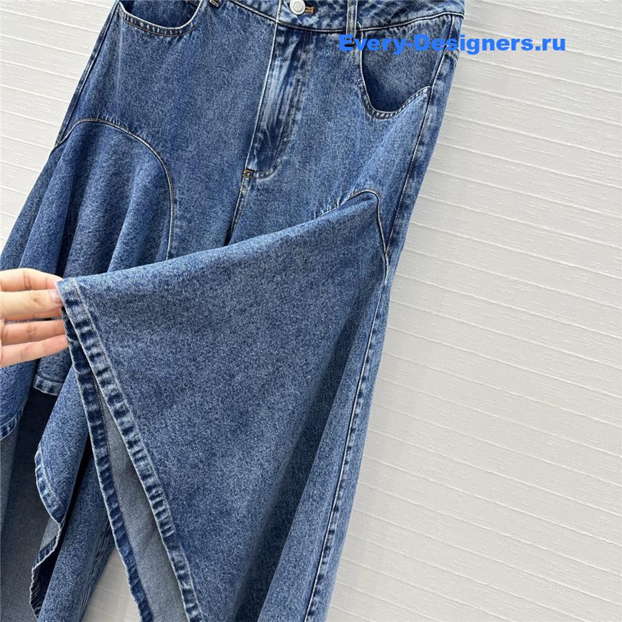 ALAÏA Light Blue Ruffle Jeans