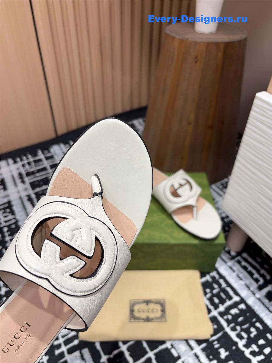 Gvc*1 gg white leather sandals