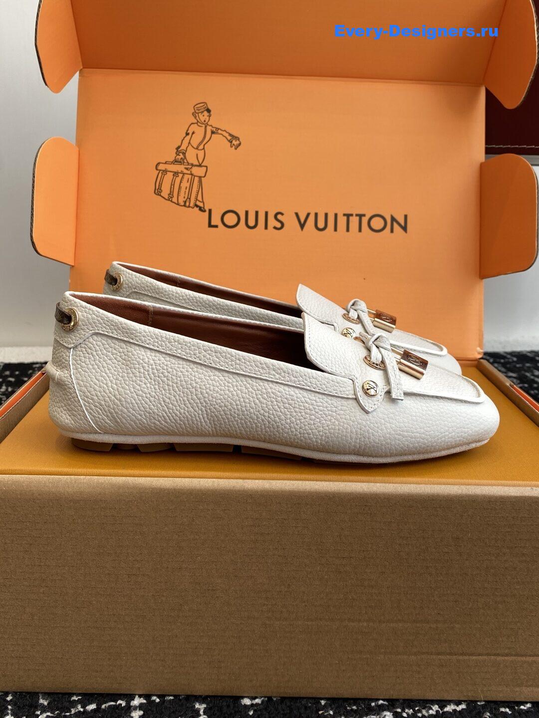 l0vis Vvtt0n gloria white loafers