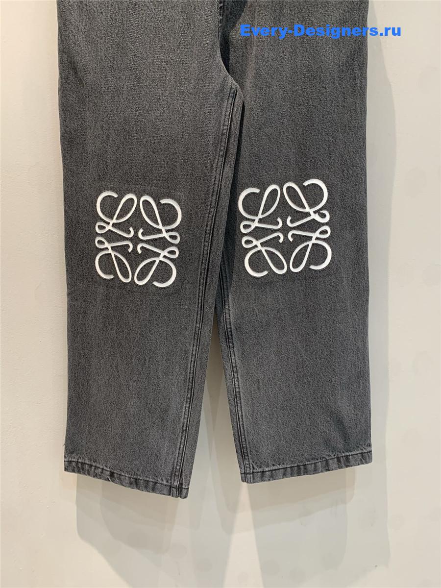 L0ew* dark gray anagram jeans